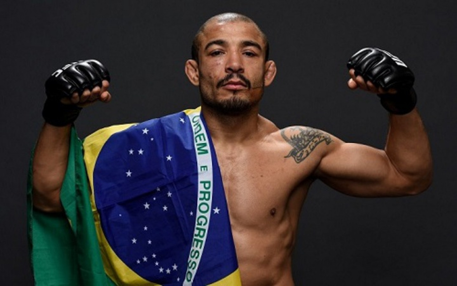 Aldo: Holloway favorito, mas cuidado com McGregor no UFC 329