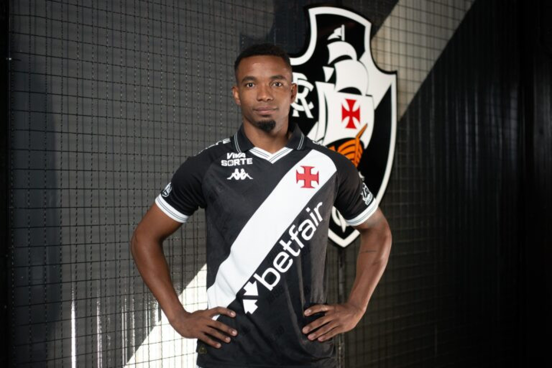 Thiago Mendes é relacionado e vive expectativa por estreia no Vasco