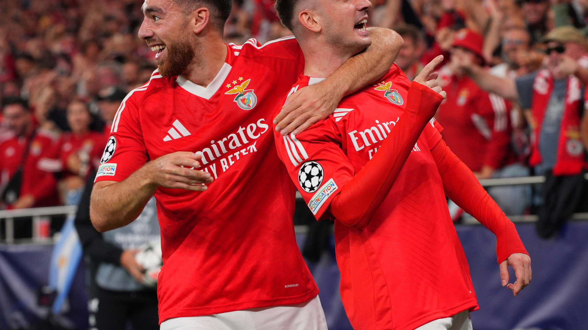 'Agente' Kokçu? Os 2 trunfos do Besiktas para levar Akturkoglu do Benfica