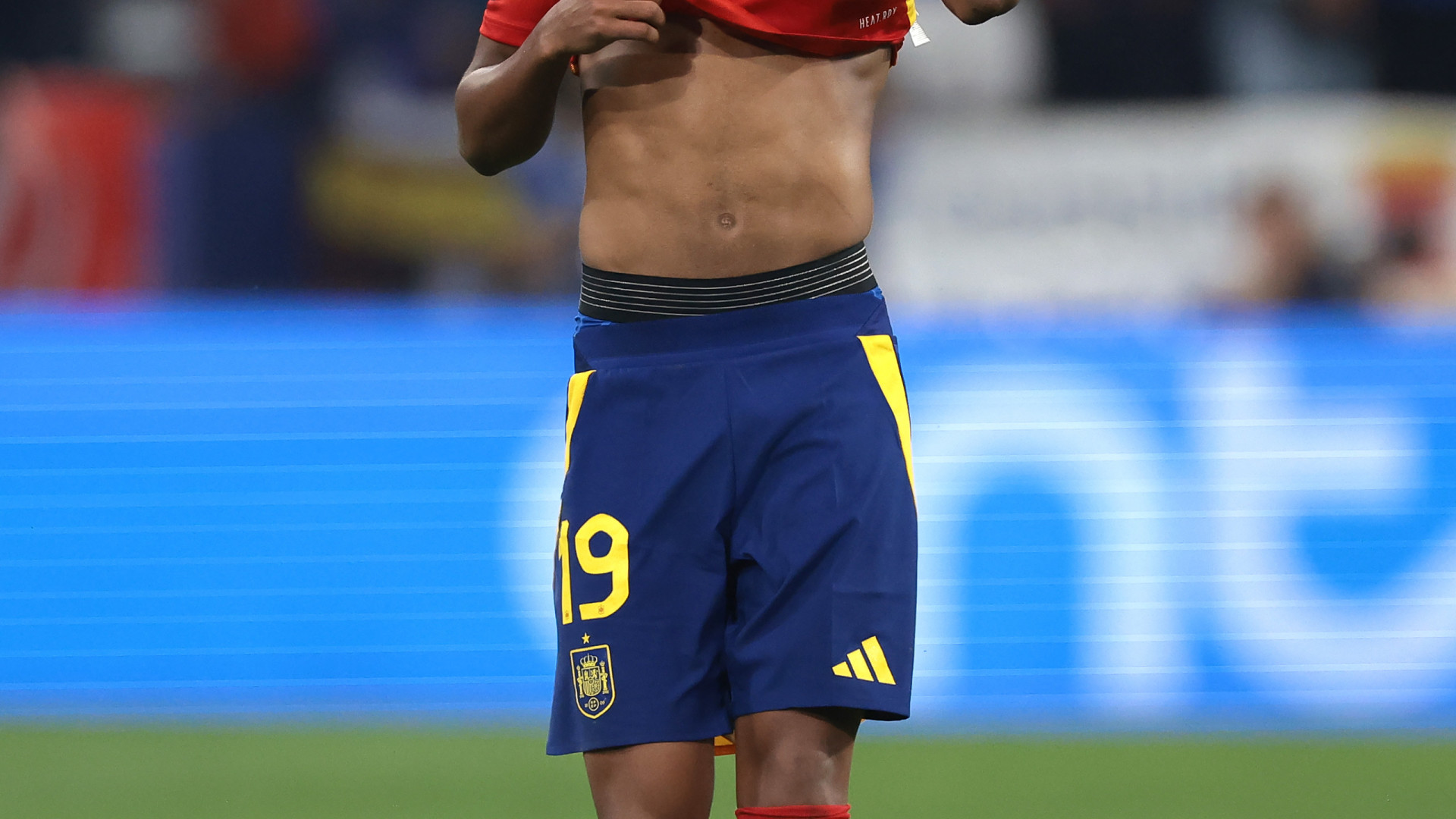 Yamal previu goleada de Espanha a Portugal? Eis a publicação em causa