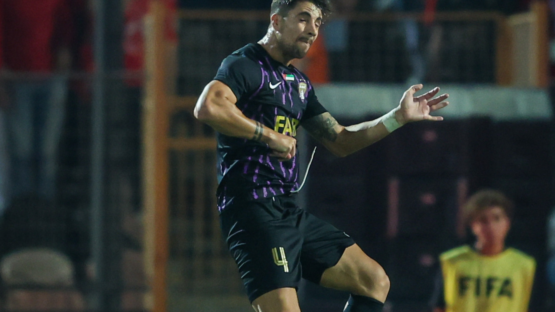 Oficial: Al-Ain faz regressar Fábio Cardoso ao FC Porto