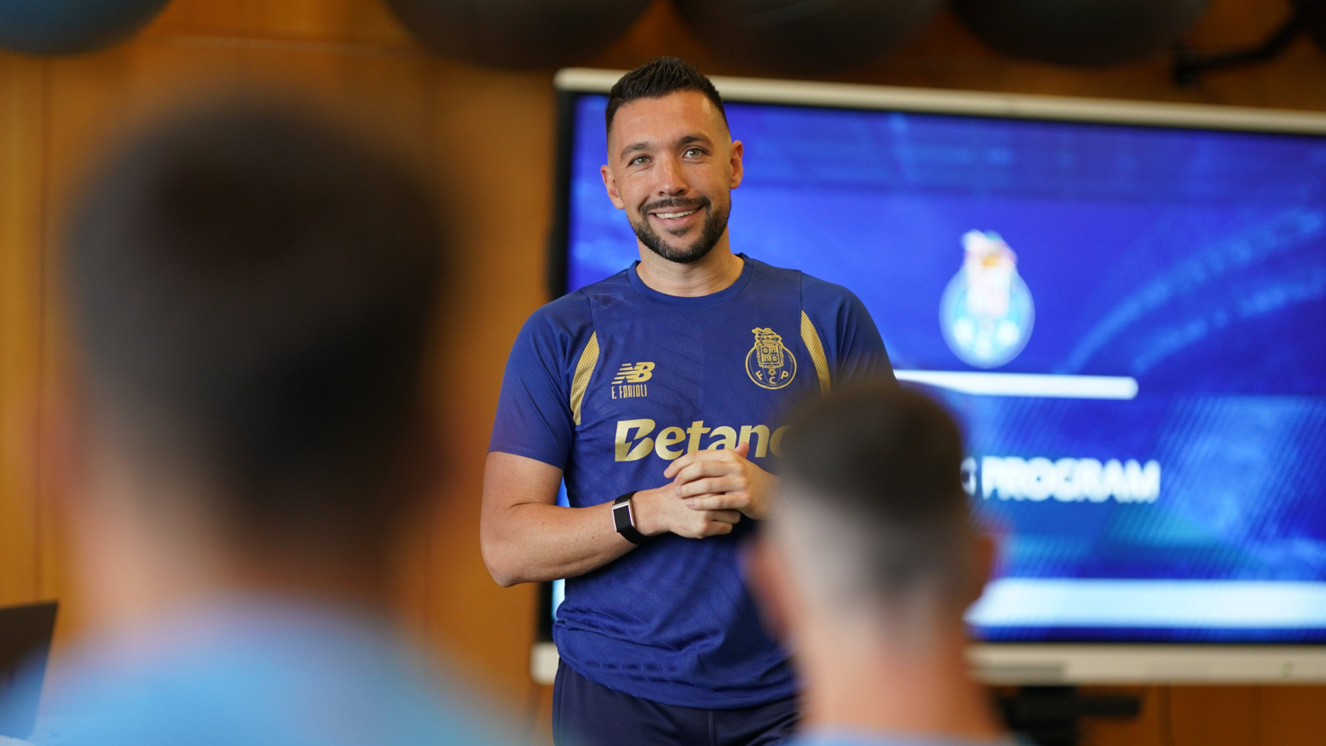 Reforços, ausências e surpresa: O regresso aos trabalhos do novo FC Porto