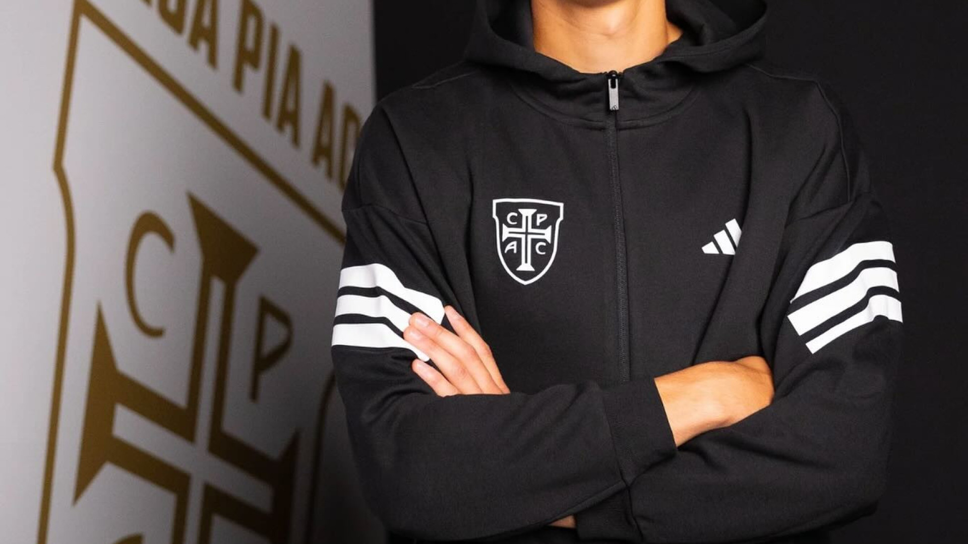 Oficial: Casa Pia apresenta Ivan Mandic por quatro épocas