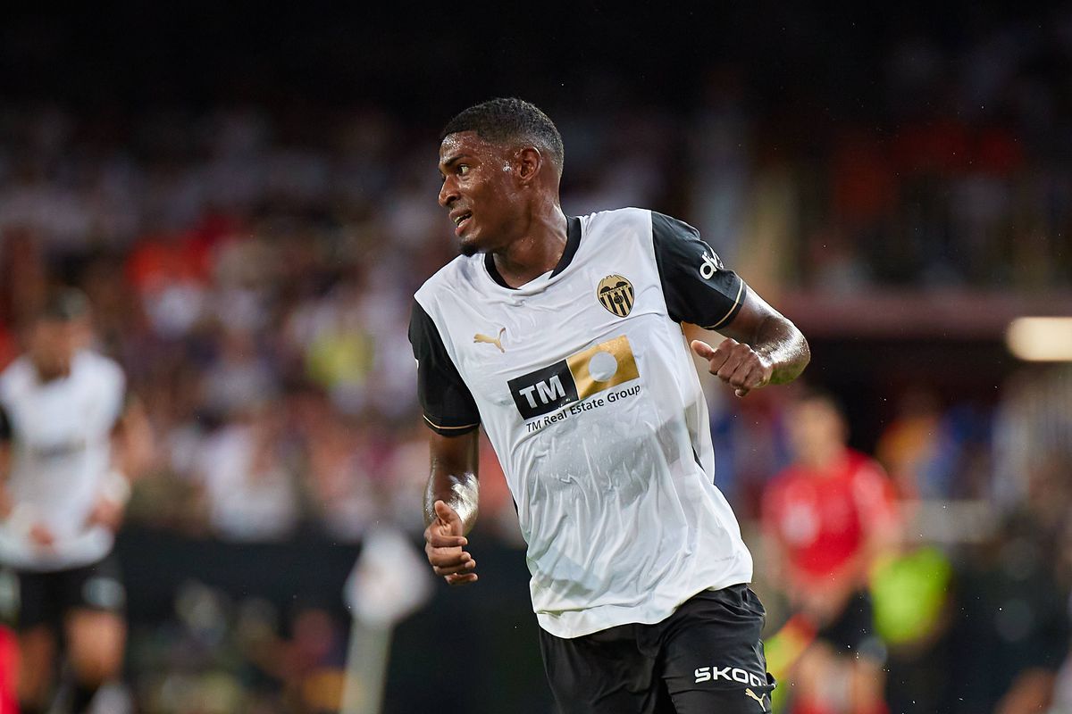 Mercado: Arsenal prepara anúncio de reforço