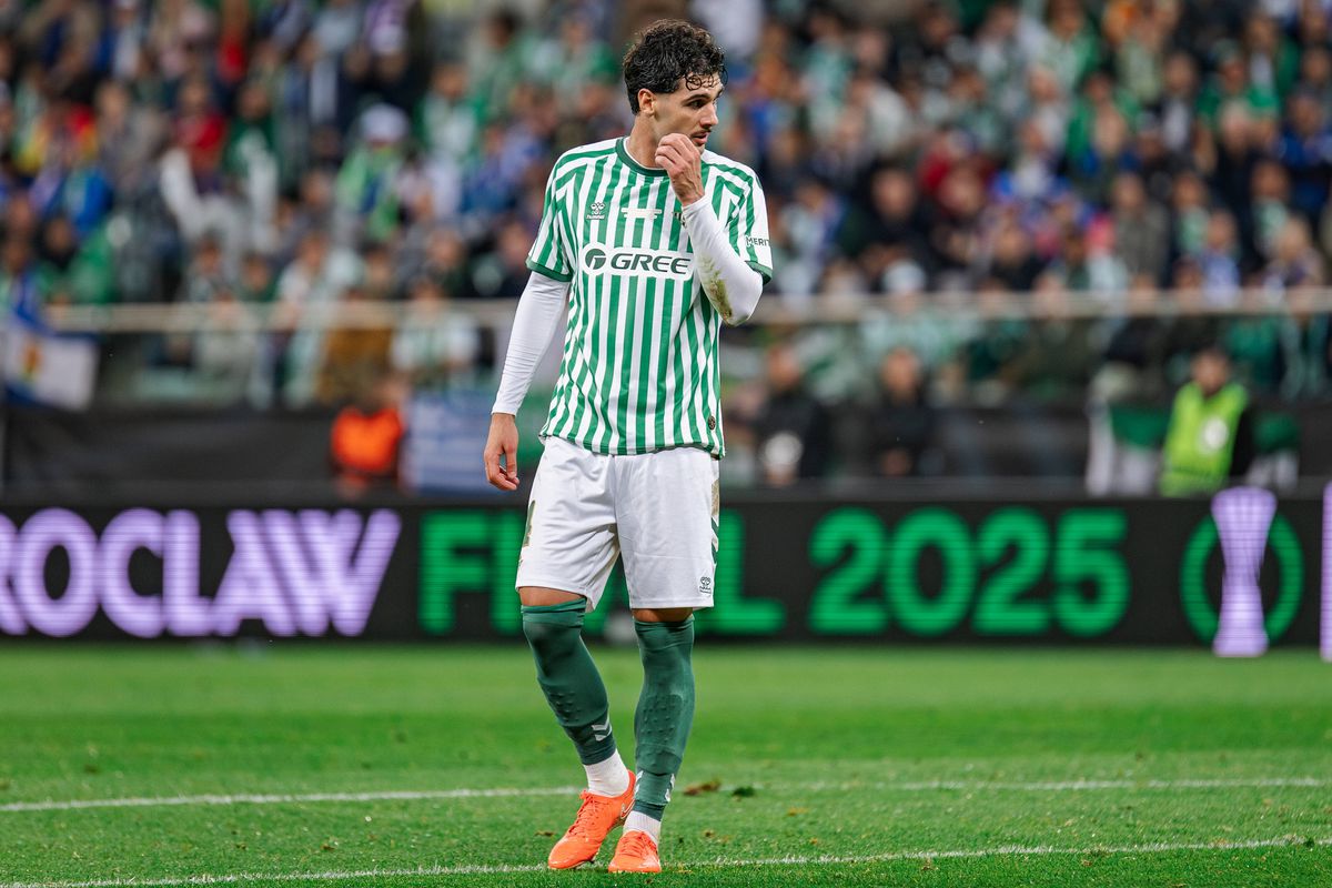 Mercado: Atlético Madrid reforça-se no Betis e no Villarreal