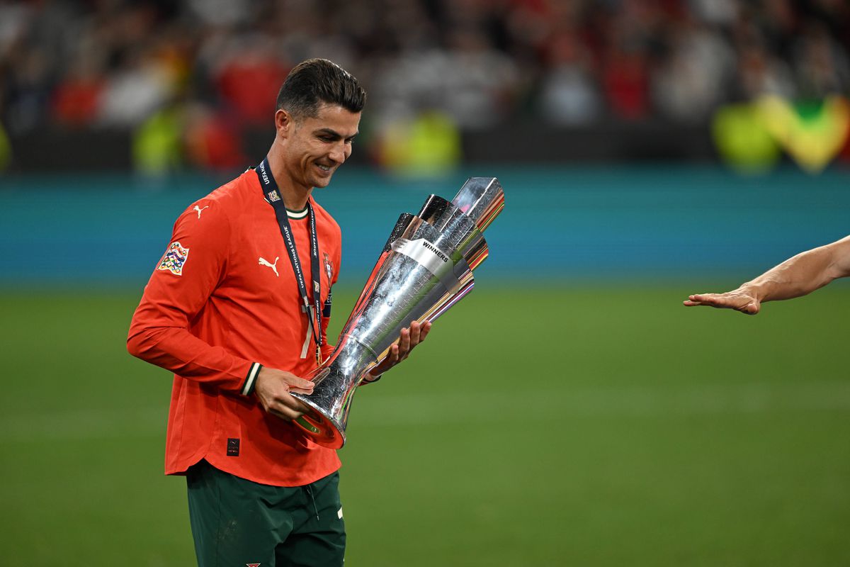 Ronaldo confessa lesão no aquecimento: «Pela Seleção tens de forçar»