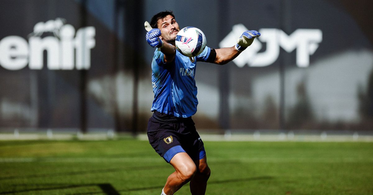 Famalicão: Ivan Zlobin prepara-se para reassumir a baliza