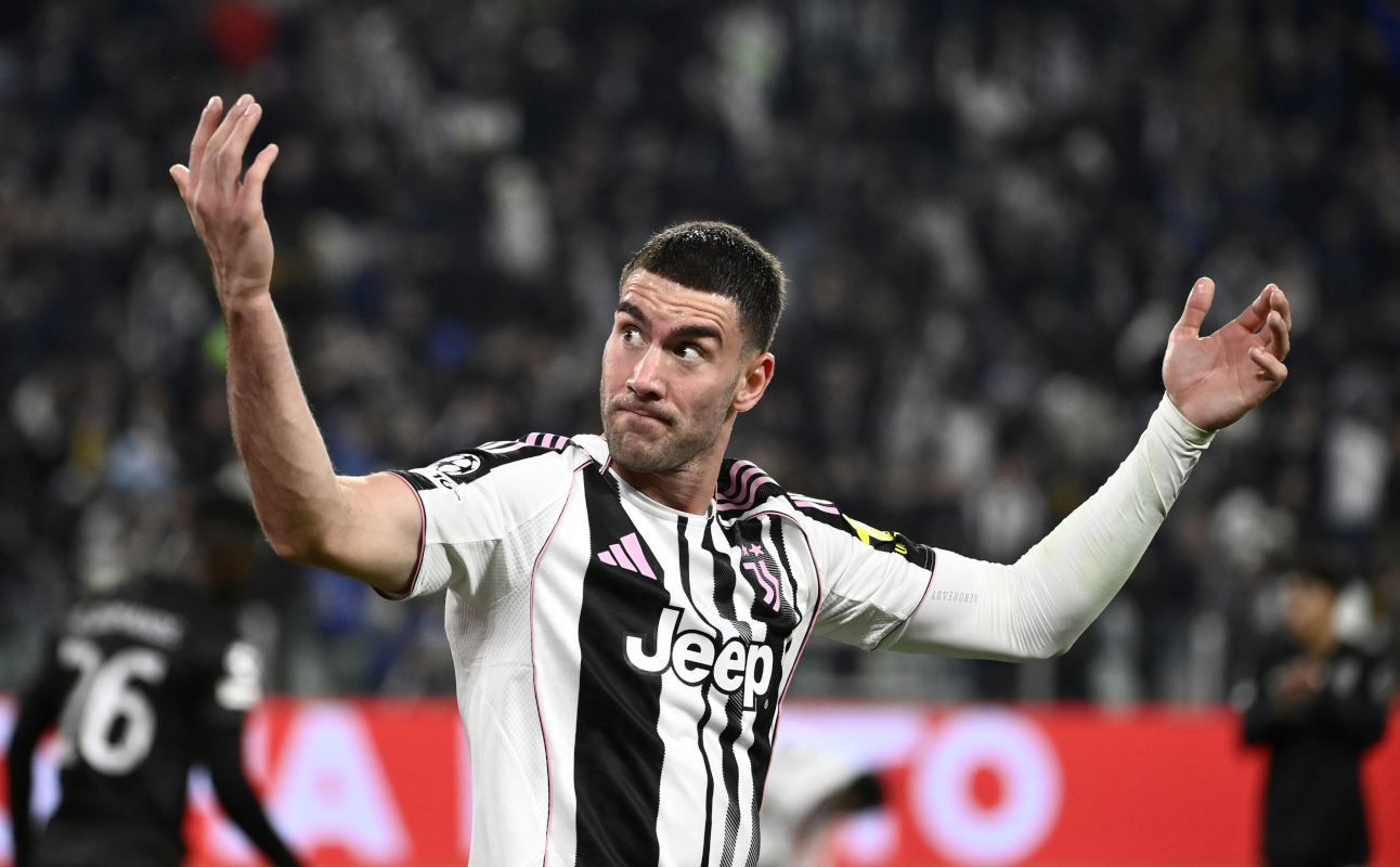 Vlahovic and Juventus agree to end-of-season talks amid contract uncertainty