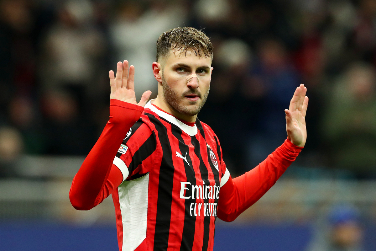 Breaking: Chelsea want Gimenez, Milan go for Dovbyk, Roma target Embolo