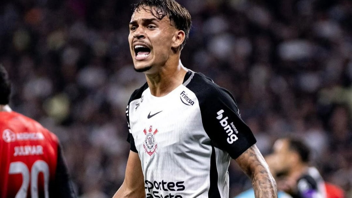 João Pedro Tchoca destaca trabalho de Dorival com jovens no Timão