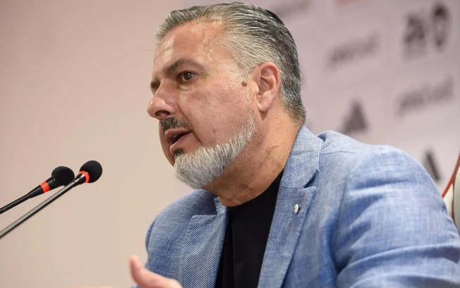 Diretor do Flamengo revela qual astro europeu contrataria