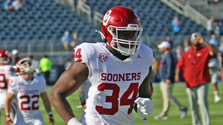 Oklahoma Assistant Coach Expects Former 5-star Defensive End to Shine in 2025