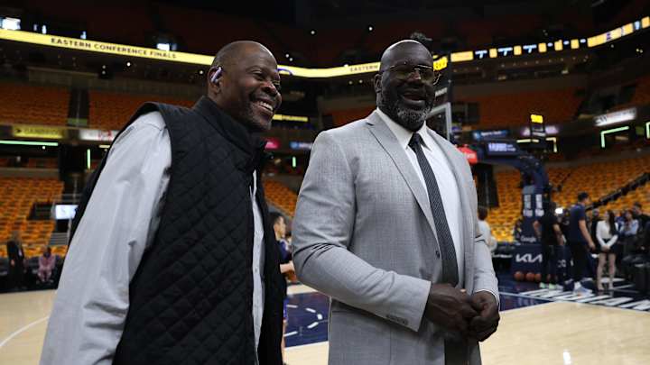Shaquille O'Neal Campaigns for Next Knicks Coach