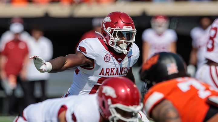Texas Longhorns LB Brad Spence Praised by Rival QB