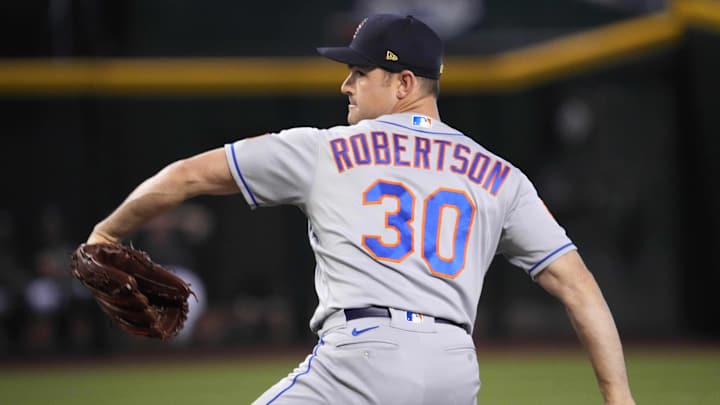 New York Mets linked to free agent reliever David Robertson