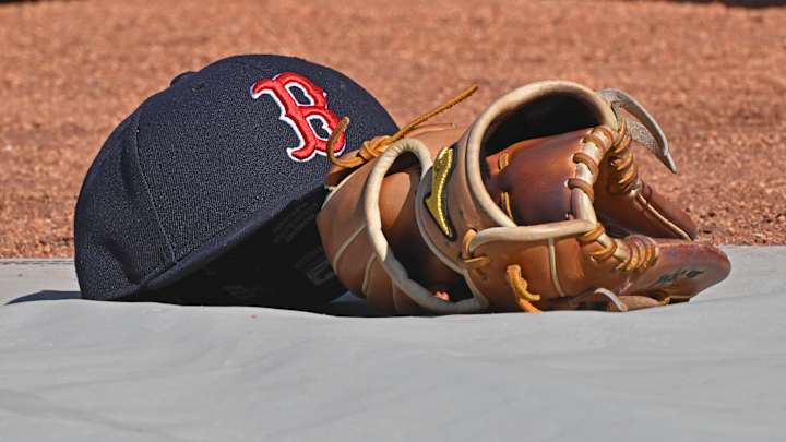 Red Sox Predicted To Cut Ties With Gold Glover After Short Boston Stint