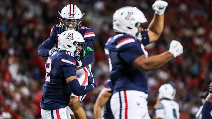 Defensive Standouts From Arizona's Win Over Hawaii