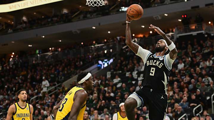 Bucks Insider Shoots Down Possible Championship Expectations