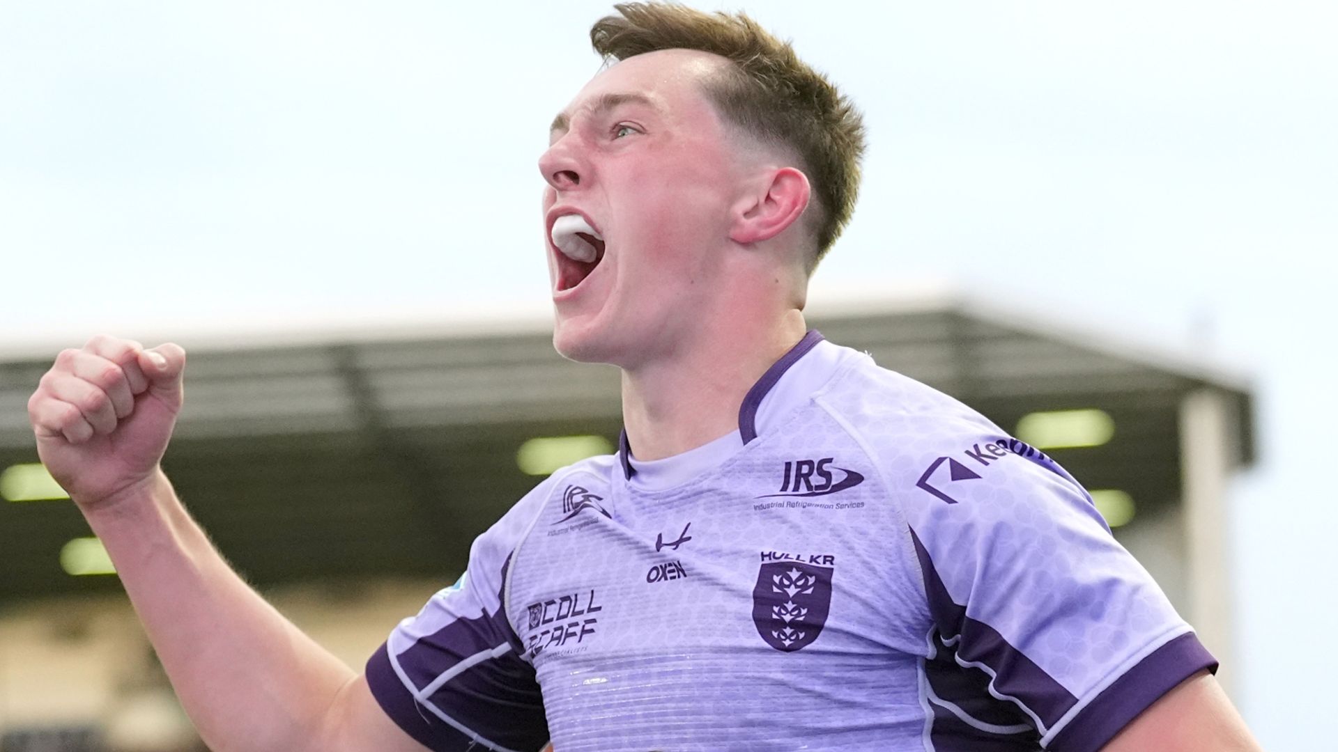 Hull KR extend Super League lead after Hull FC stun Wigan