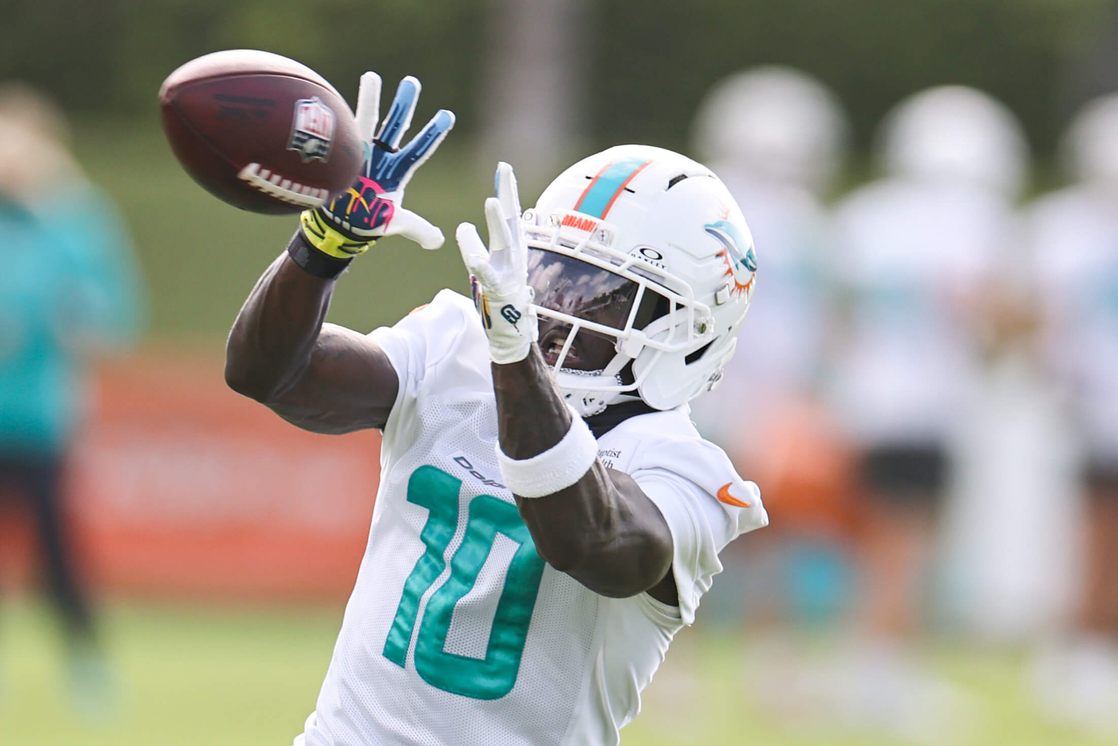 Is Tyreek Hill a top fantasy football rebound candidate, or has age caught up with him?