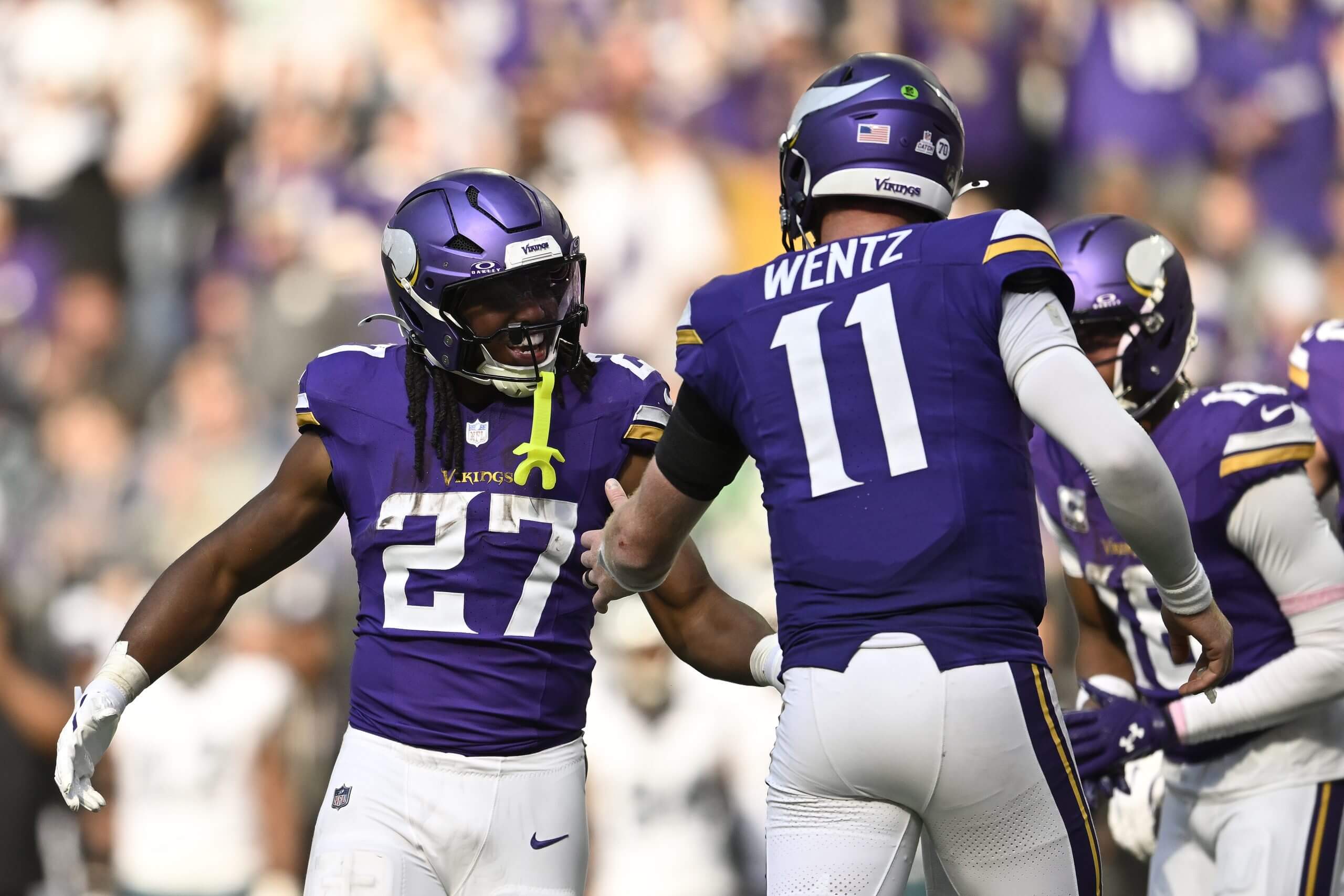 Vikings-Chargers predictions: What we're watching in intriguing Thursday night matchup