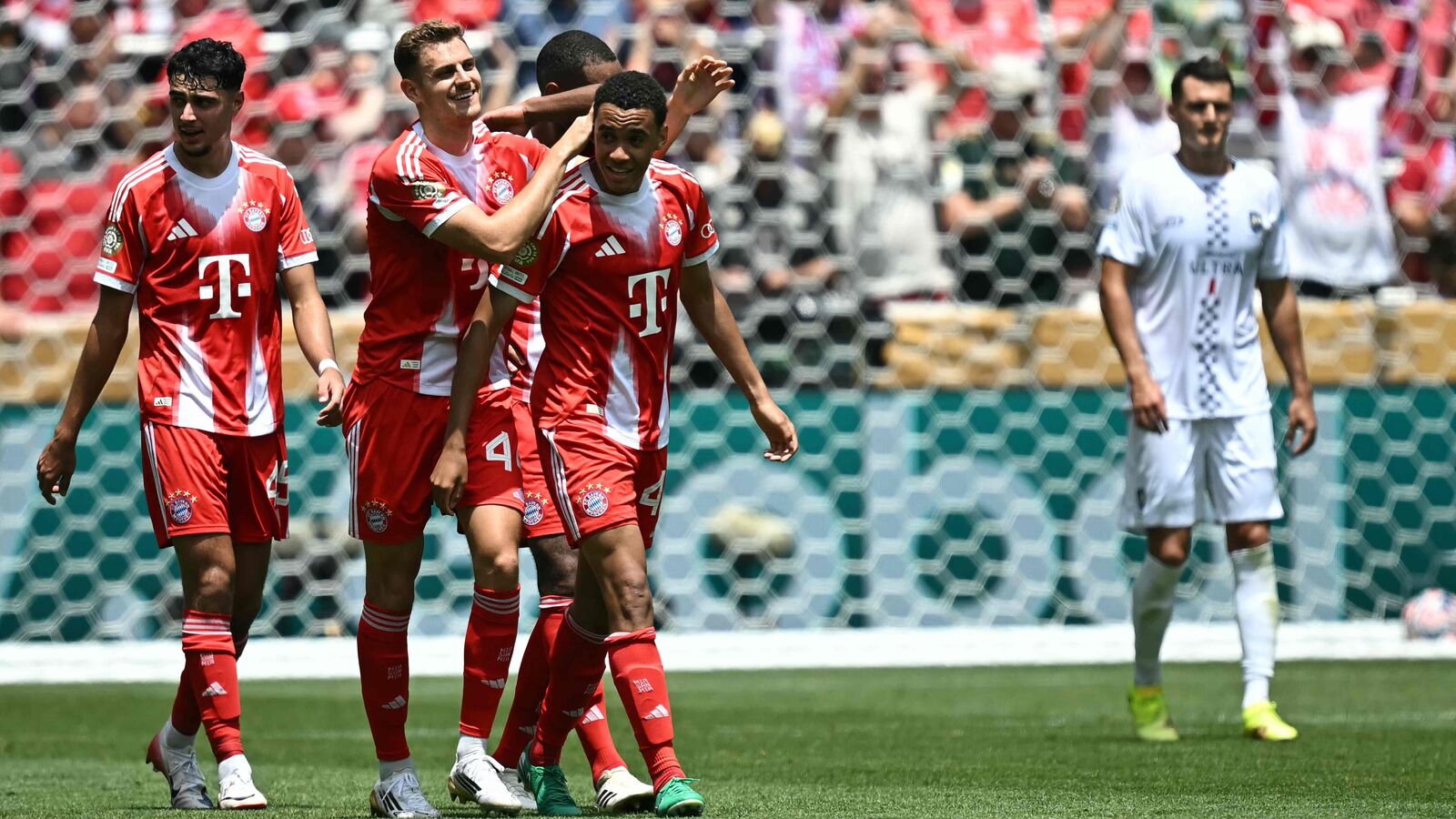 Bayern Munich register record-breaking win in FIFA Club World Cup history; beat Auckland City 10-0