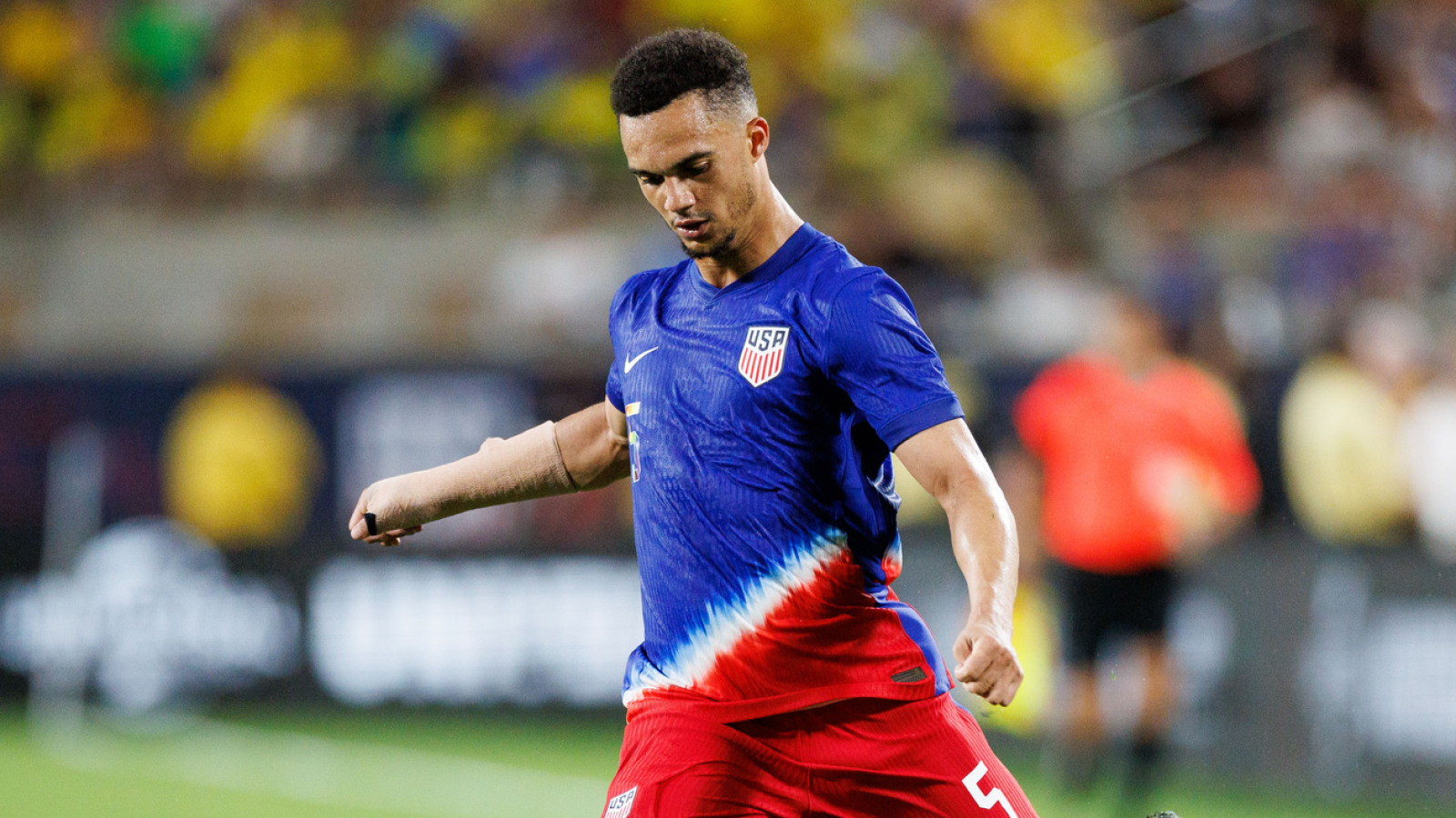 Tottenham urged to make summer move for £35m fullback with ‘great attitude’