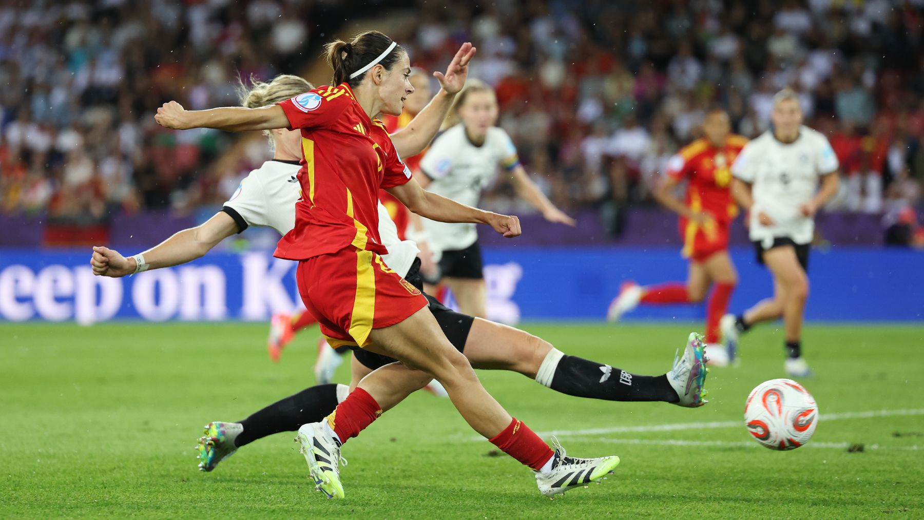 Por esto es la Balón de Oro: el gol de Aitana vale una final para España