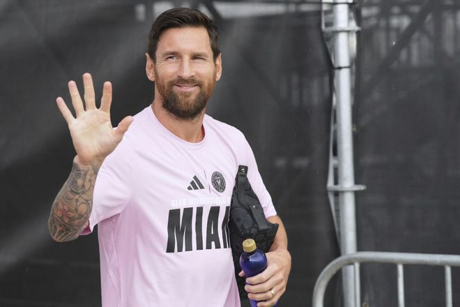 Messi le quita otro récord goleador a Cristiano