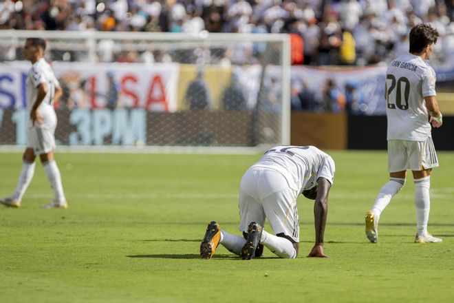 Los 22 días que ilusionaron y desengañaron al Real Madrid en un Mundial donde jugó de local