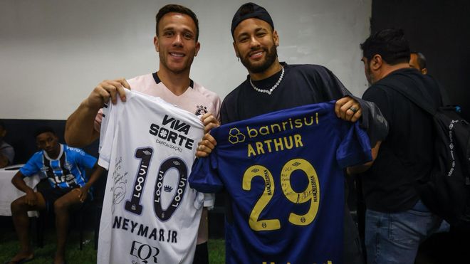 Arthur y Neymar, reencuentro con aroma a Barça en Brasil