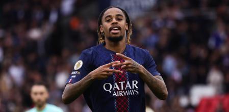 2-0: Barcola lidera a un PSG que suma bajas importantes por lesión