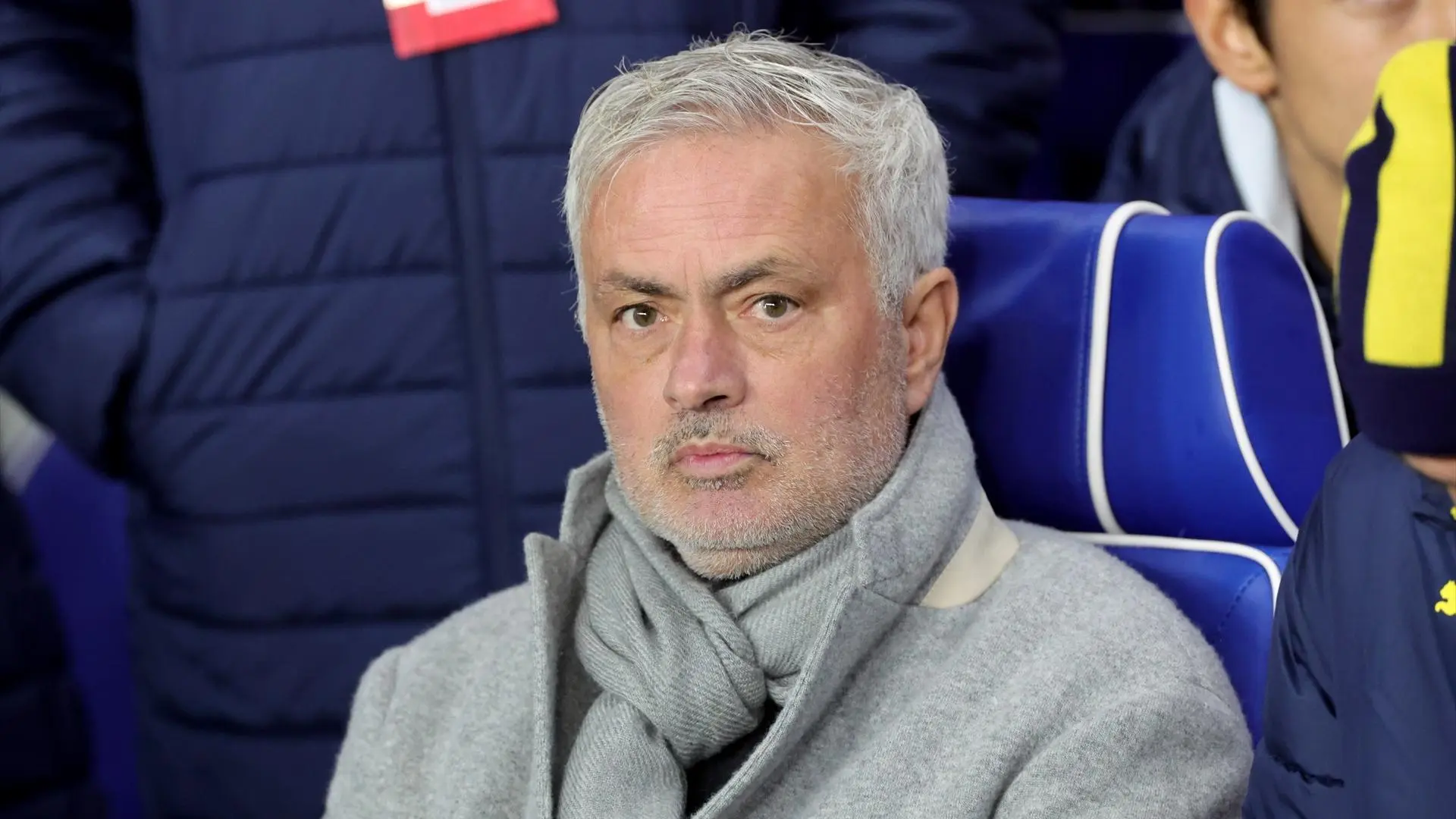 José Mourinho, muy emocionado en su presentación como nuevo entrenador del Benfica: