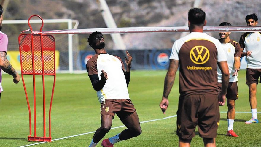 Kaba espera el veredicto de la UD, que busca otro ‘9’