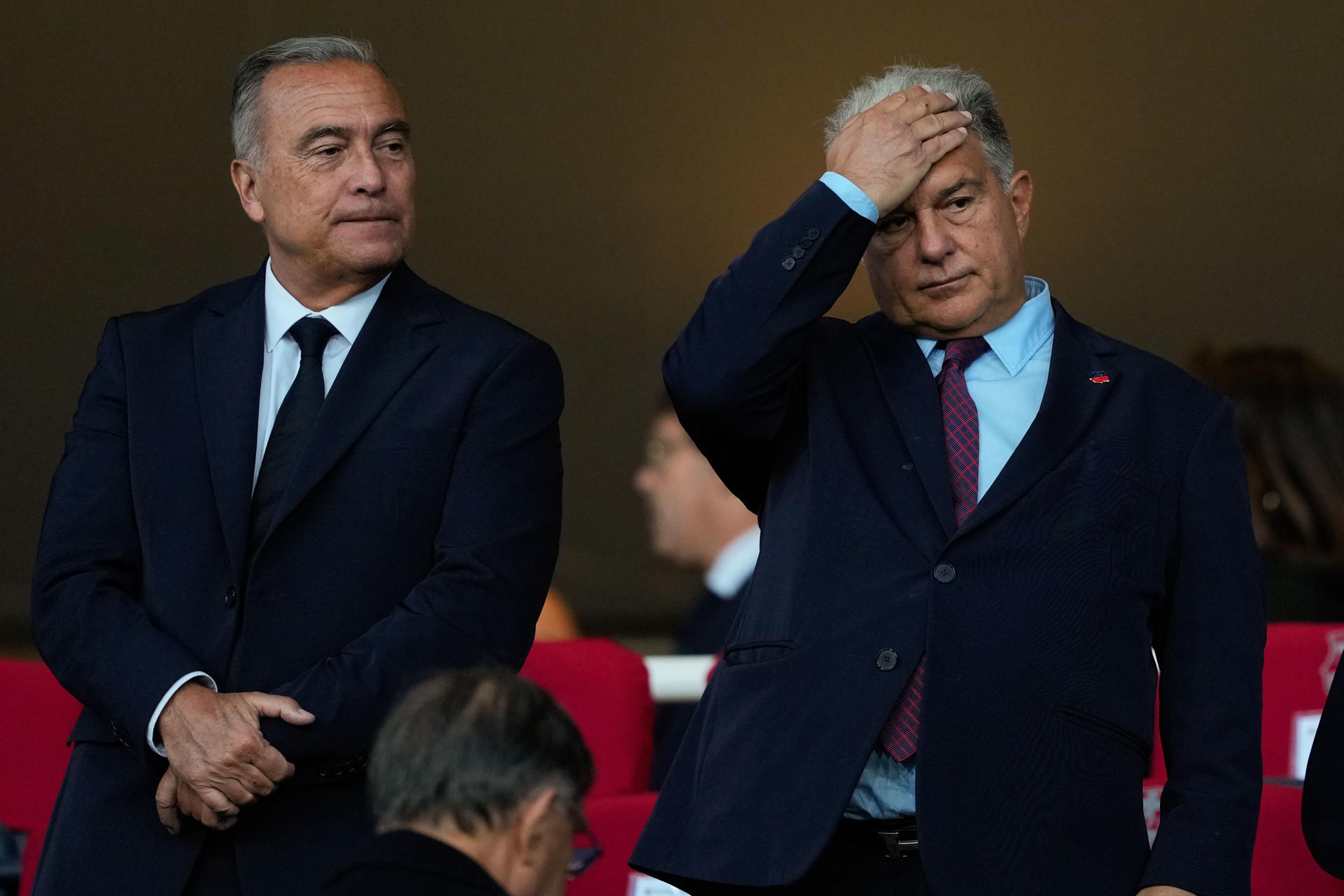 Laporta sufre: Ter Stegen se opera y estropea las maniobras económicas del Barcelona
