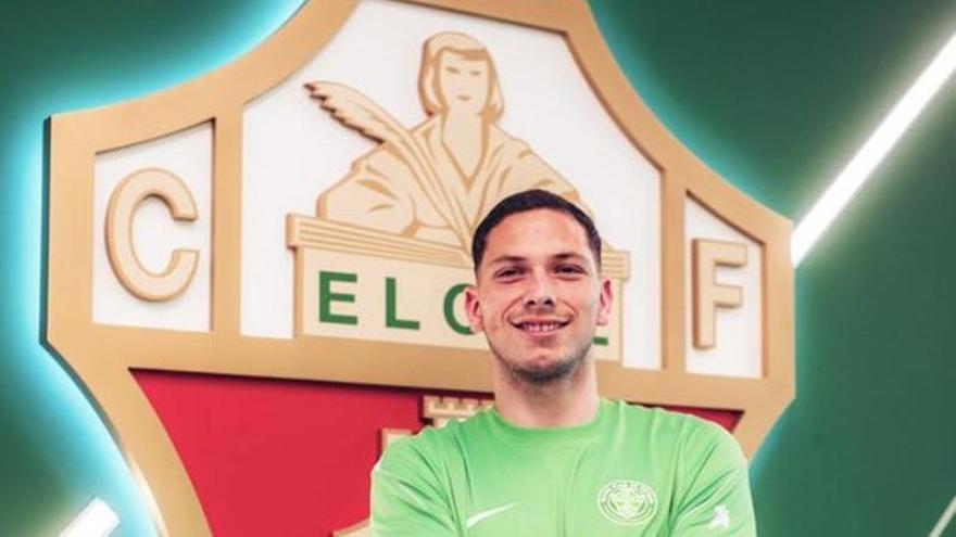 Elche ficha a Abiel Osorio: nuevo delantero para LaLiga