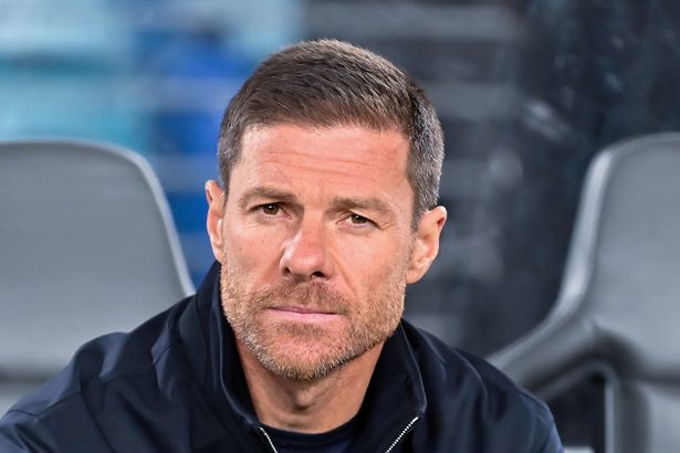 Xabi Alonso Backs Liam Delap as Everton Links Resurface