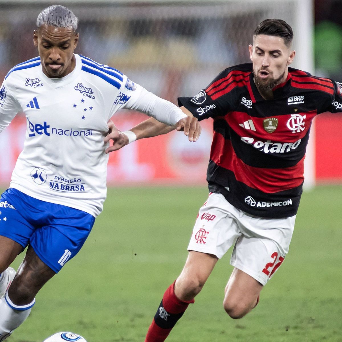 Cruzeiro x Flamengo: duelo decisivo pelo Brasileirão