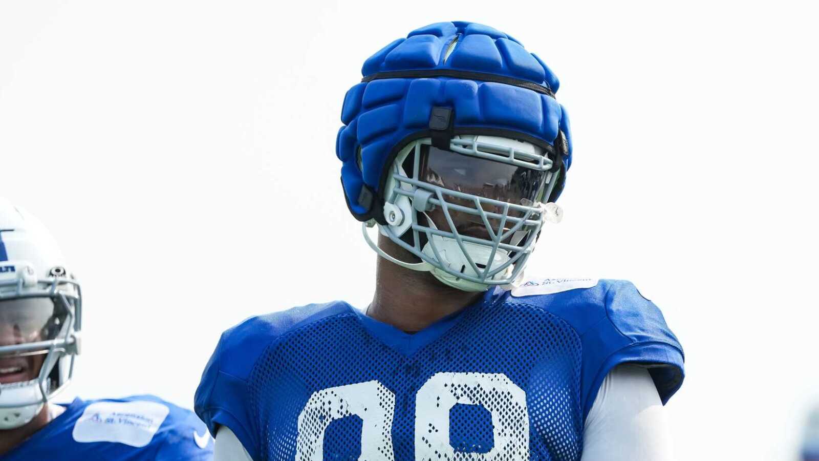 Colts Deal DeForest Buckner to 49ers, Reshaping Team Dynamics