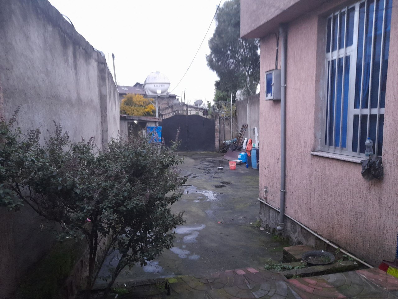 Property thumbnail 3