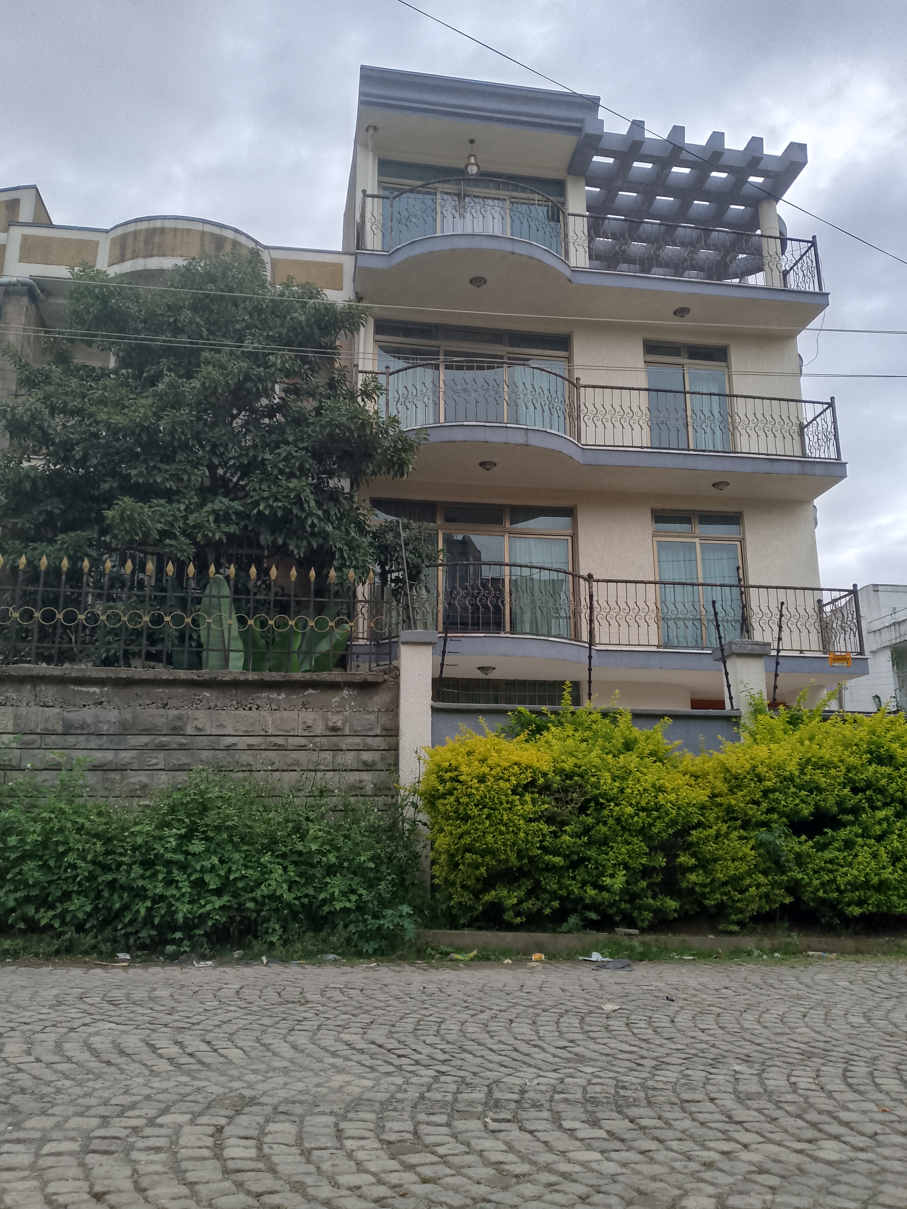 Property thumbnail 3