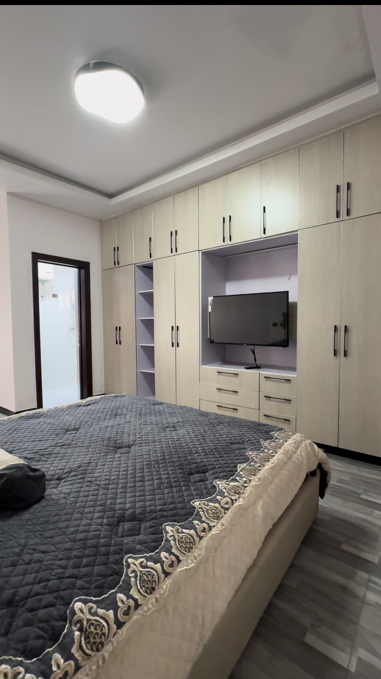 Property thumbnail 3