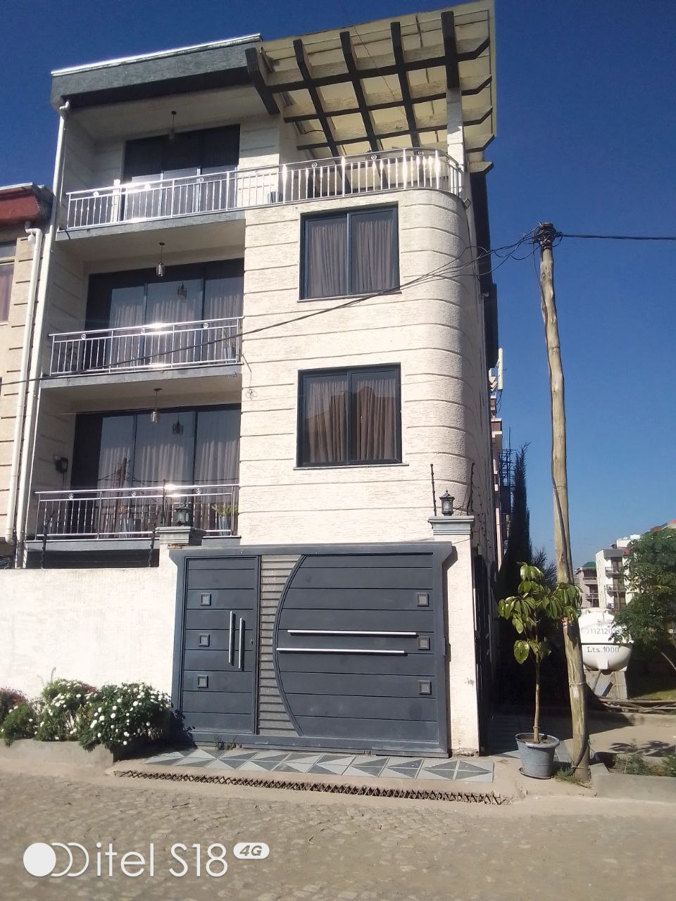 Selected property view