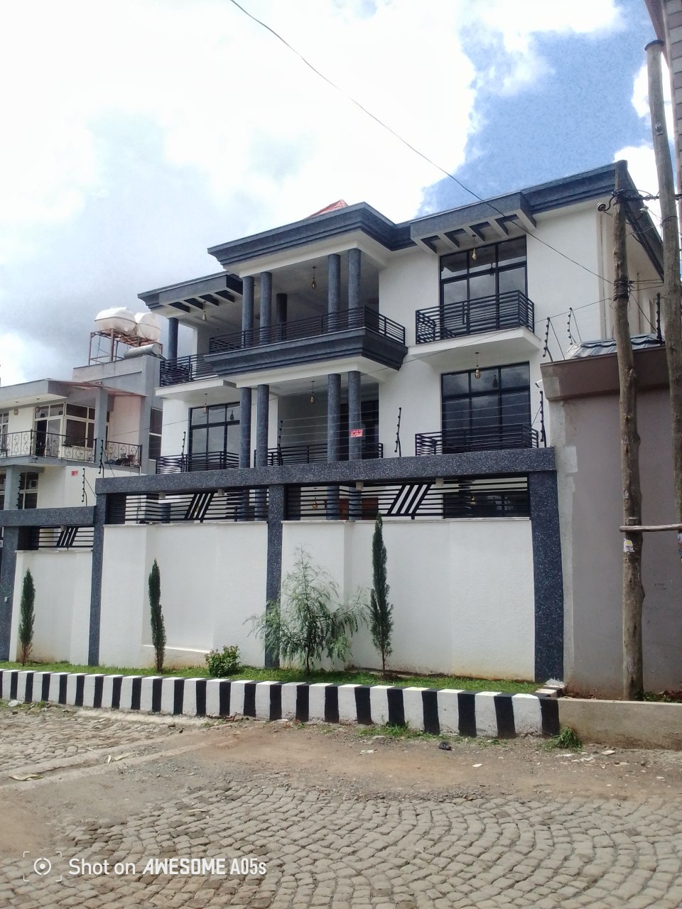Selected property view