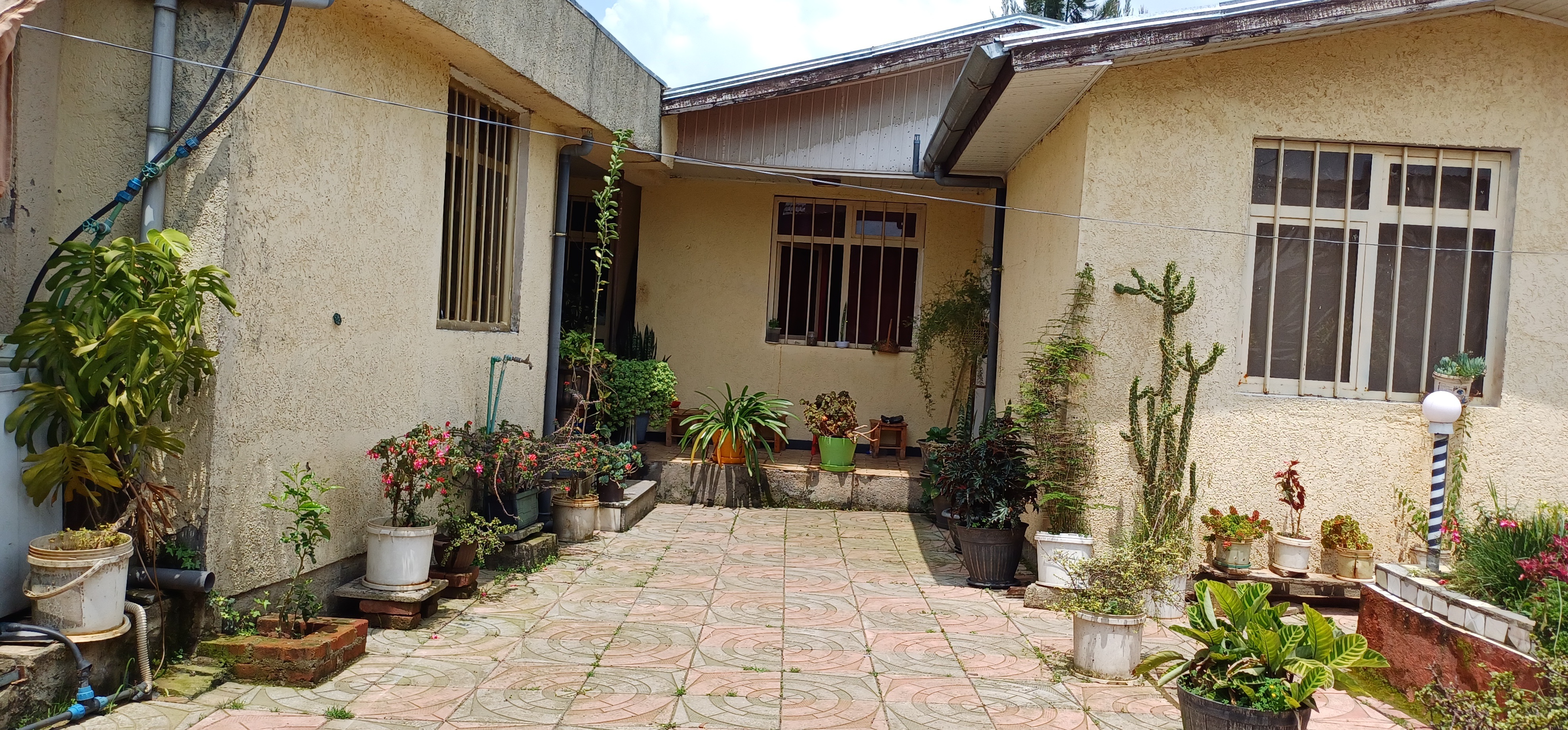 Property thumbnail 2