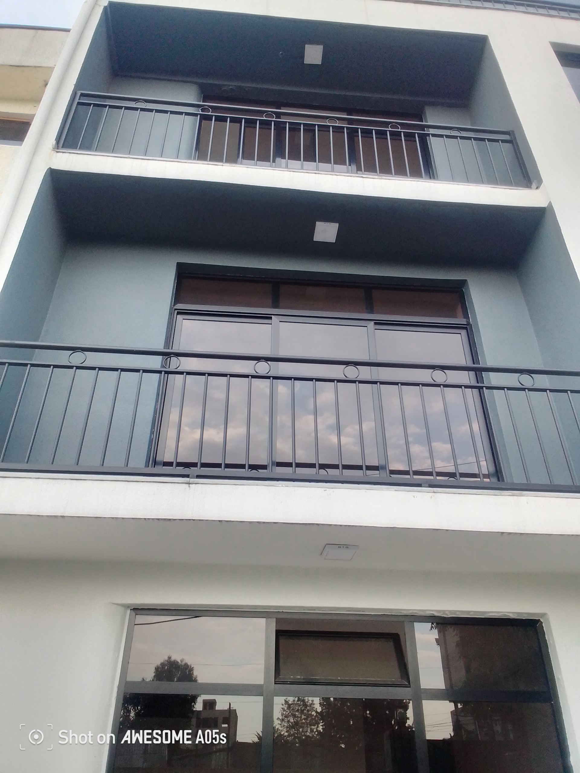 Selected property view
