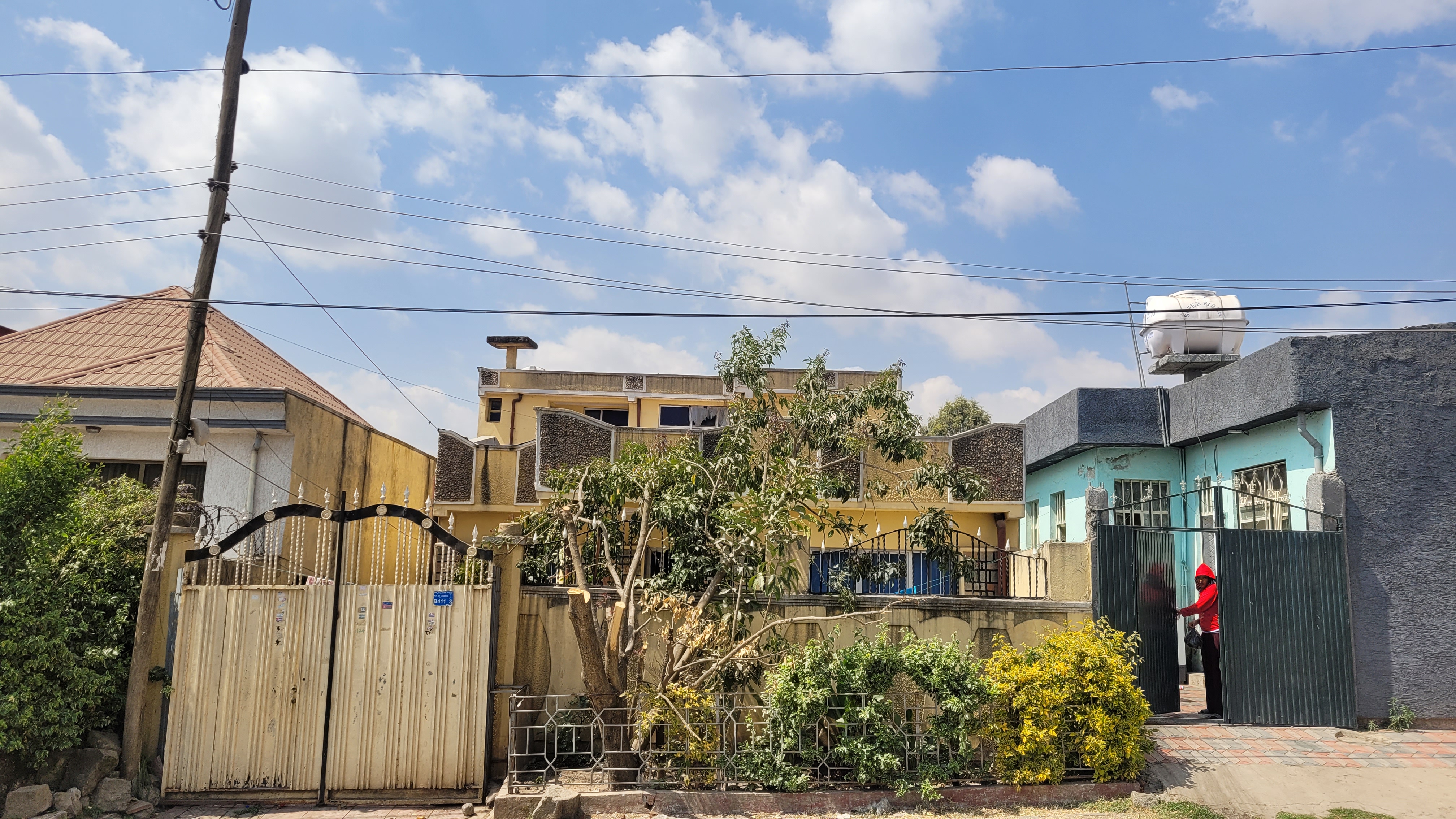 Property thumbnail 2
