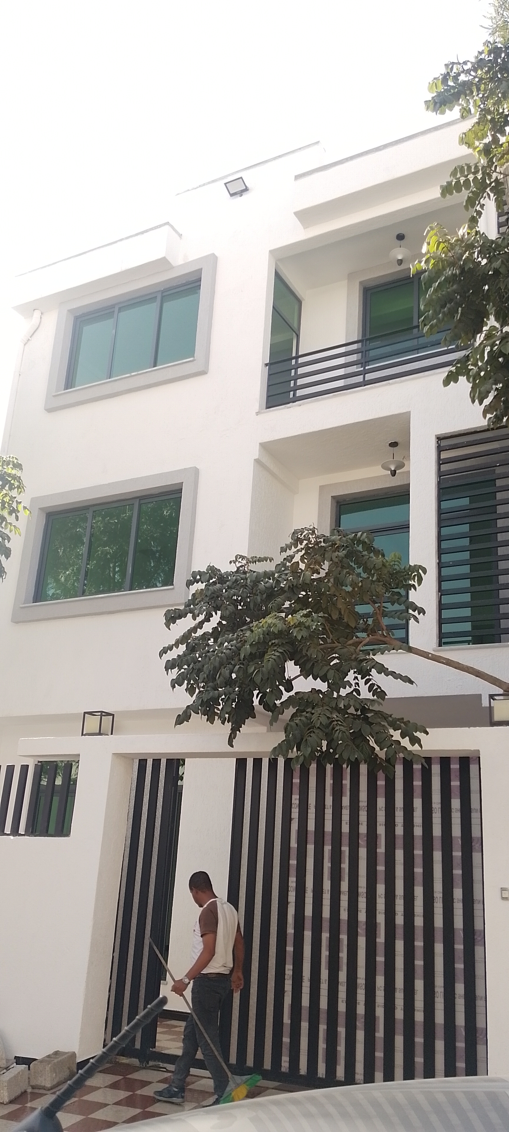 Selected property view