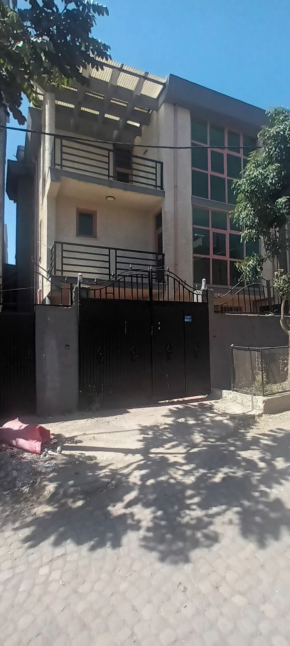 Selected property view