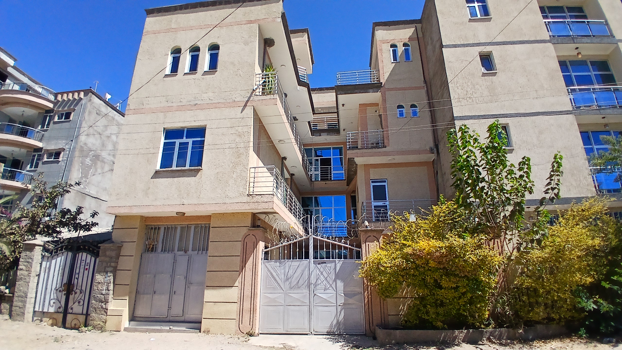 Selected property view